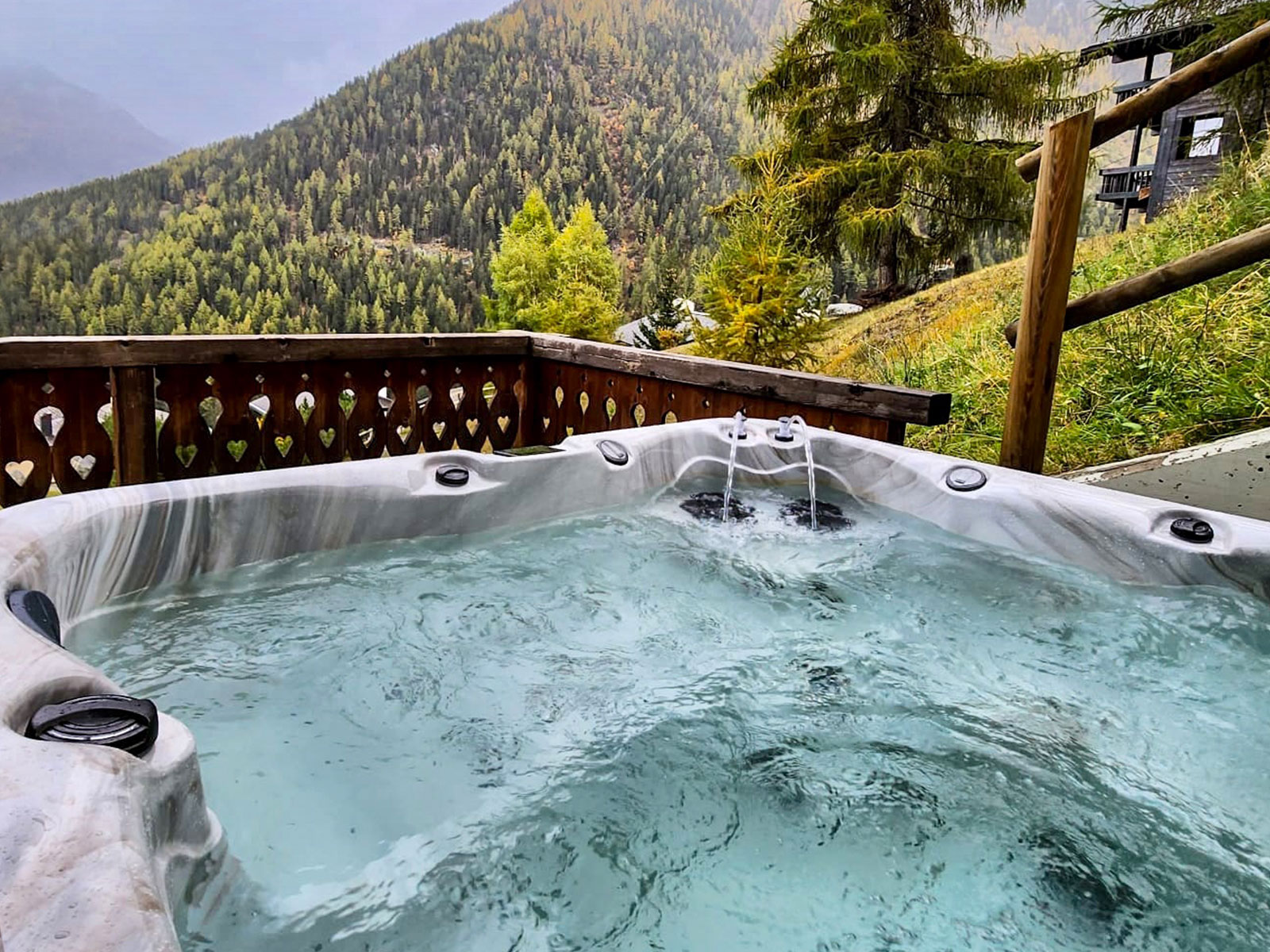 Installateur spas et jacuzzis en region