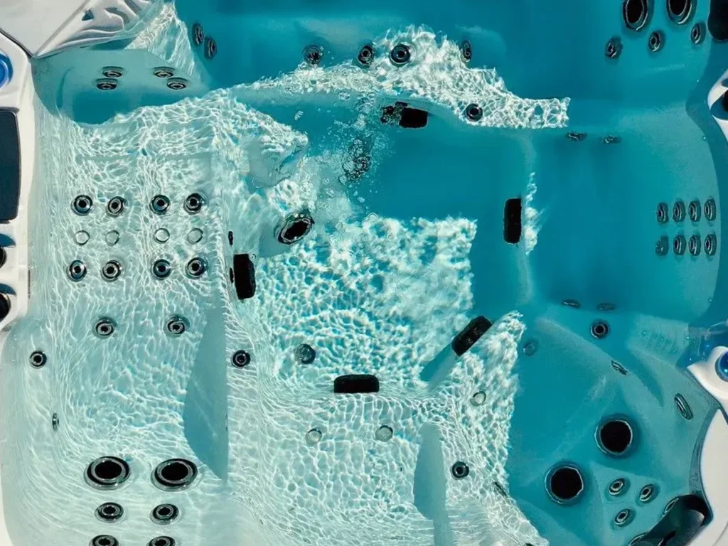 Vérification des systèmes de filtration des spas