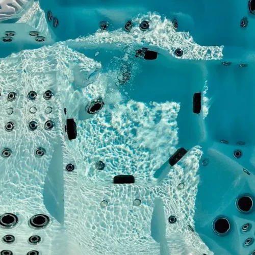 Vérification des systèmes de filtration des spas